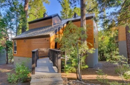 Lake Forest Condo | Fresh Tahoe City Mountain Condo, Office, Boat Ramp