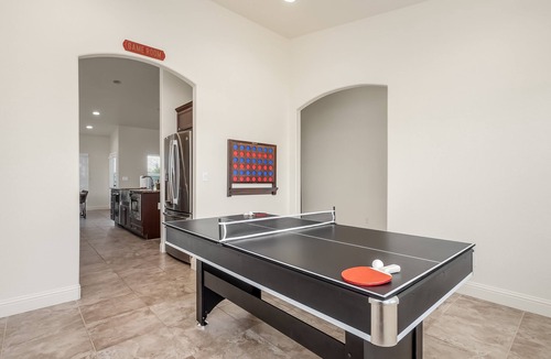 Fresno House | Fresno House| Game Room|Kitchen| 3/2: 2 Car Garage