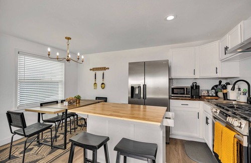 Friant House | Fully Furnished 3BR 1bath home– Ideal for 30+ Day Stays