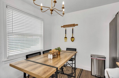 Friant House | Fully Furnished 3BR 1bath home– Ideal for 30+ Day Stays
