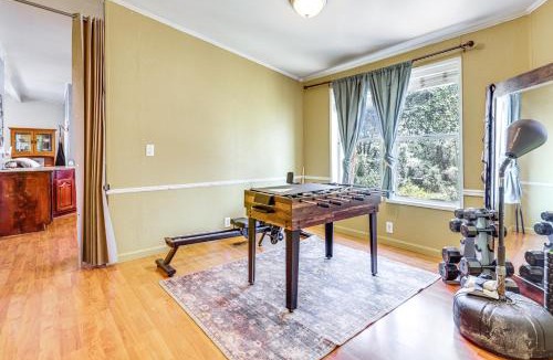 Clear Lake House | Fun w/Family! Clearlake Getaway w/Private Yard