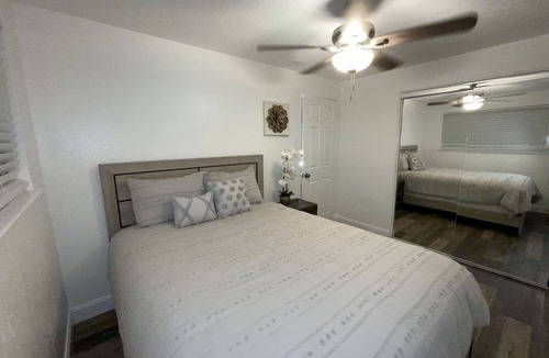 Midtown House | Furnished Midtown Reno Townhome Apt.