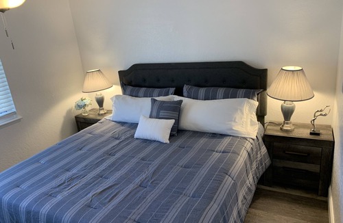 Midtown House | Furnished Midtown Reno Townhome Apt.