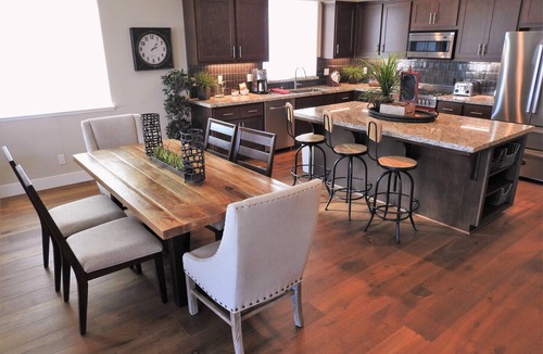 Angels Camp House | Gallery on the Green- Luxurious home with amazing golf course view!