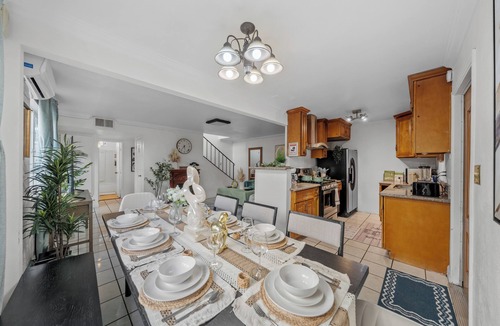 National City House | Garage, Gated Yard, near SD Gaslamp, DT, 4BR/2Bth
