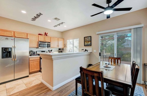 River Mountain House | Gated 2BR End-Unit | Family Park, Pool & Trails