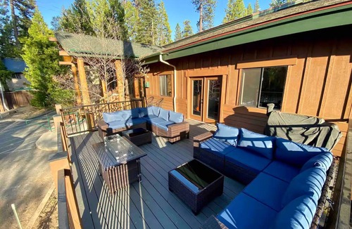 Shaver Lake Cabin | Gather at Shaver Lake Lodge - 7 bedrooms and sleeps 26 comfortably