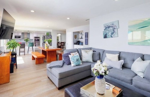 Mission Viejo House | GigabitInternet, DualMasters, SteamShower, HeatedPool/Tub, Amazing Sunsets/Views