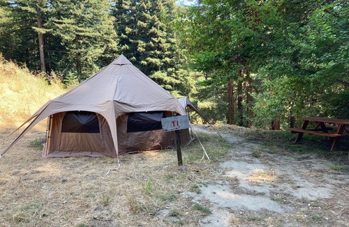 Los Gatos RV Rental | Glamping Tent Large at Enchanted Forest Retreat