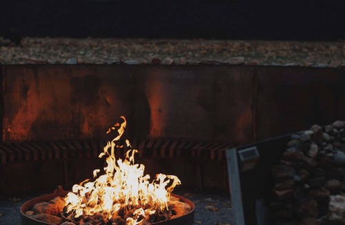Dunlap House | Glamping yurt at nature retreat in Sequoia NForest