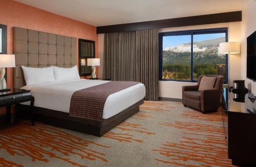 Stateline Hotel | Golden Nugget Lake Tahoe