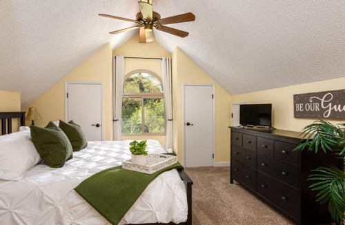 Santa Rosa House | Golf, wineries, spas, shopping, parks, play-time!