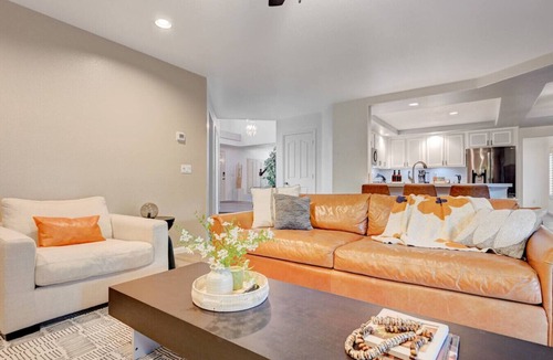 Silverado Ranch House | Gorgeous 6 Bedroom w/King beds, Pool & Spa and Games