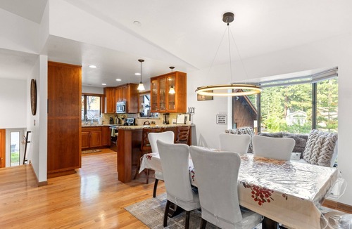 Incline Village House | Gorgeous Incline Retreat with Hot Tub, close to everything!