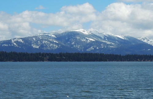 Lake Almanor West House | Gorgeous Lake Almanor West Lakefront Home, Stunning Views
