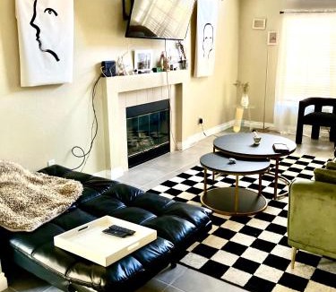 Las Vegas House | Gorgeous Serene Gated Newly Remodeled Townhouse