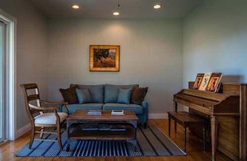 Paso Robles House | Graceful Oaks