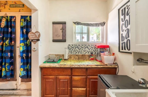 West Puente Valley Apartment | Great stay with games 35 min from Disneyland,universal studios,knotts berry farm