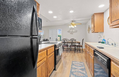Lake Havasu City House | Great Townhome on the Island.Launch your boat in minutes