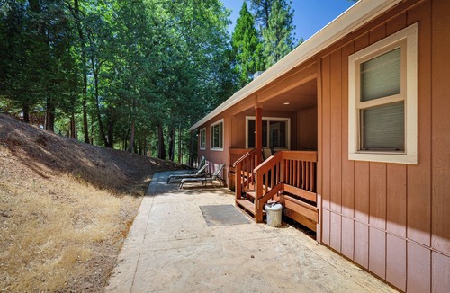 Groveland House | Groveland Vacation Rental Near Pine Mountain Lake!