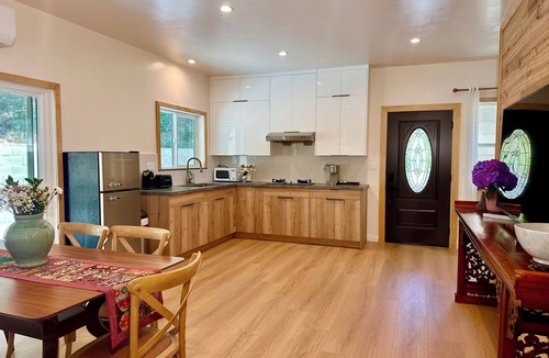 Hacienda Heights House | Hacienda Quiet detached house 18 miles from Disney