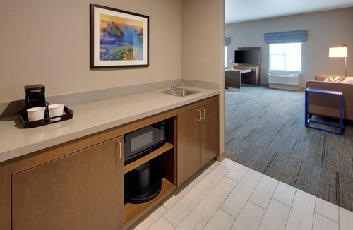 Westside Santa Cruz Hotel | Hampton Inn Santa Cruz West, CA