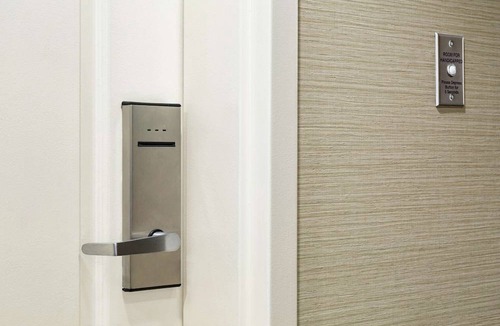 Newbury Park Hotel | Hampton Inn & Suites Thousand Oaks, CA