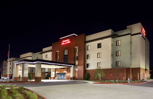 East Sacramento Hotel | Hampton Inn & Suites Sacramento at Csus