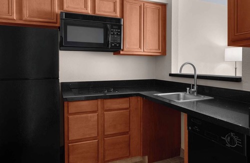Downtown Hotel | Handy Studio w/Full Equipped Kitchen and Oversized work desk