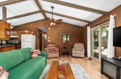 Sierra Cedars House | Happy Bear- Family & Pet Friendly