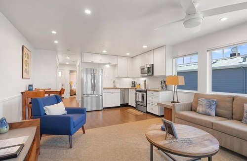 Morro Bay Condo | Harbor Front Condo - Fabulous location on Embarcadero! Beautifully and Comfortab