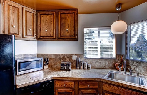 Yosemite Forks House | Harmony Hilltop Hideaway