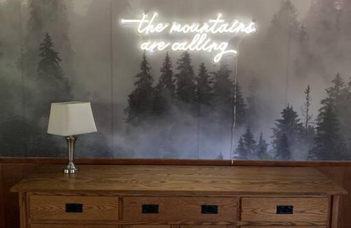 Twain Harte House | Harte's Desire Cabin - Lake, A/C, Arcade +
