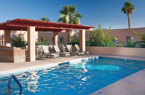 Lake Havasu City House | Havasu Dunes Resort - Unforgettable Fun and Convenience at Lake Havasu!