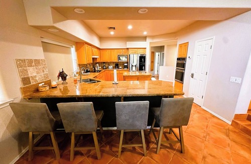 Residential Estates House | Havasu Haven! Awesome views on Rooftop Terrace! Heated spa and pool! Golf!