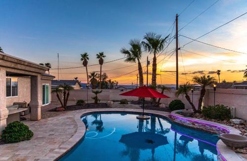 Lake Havasu City Villa | Havasu Tropics - Pool, Spa, Game Room, Sleeps 14