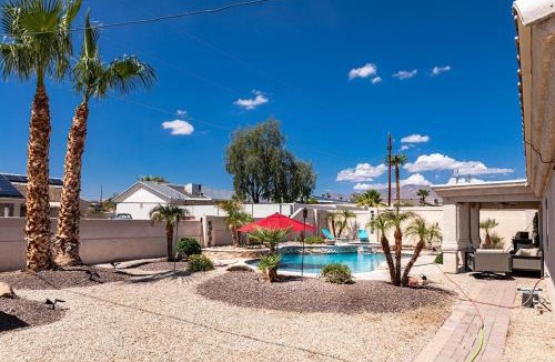 Lake Havasu City Villa | Havasu Tropics - Pool, Spa, Game Room, Sleeps 14