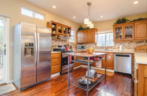 Woodacre House | Hawk View Home in Woodacre
