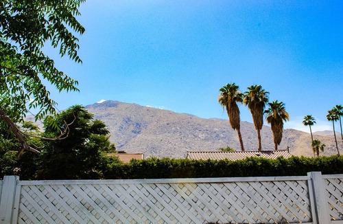 Tahquitz River Estates Condo | HEART OF PALM SPRINGS!