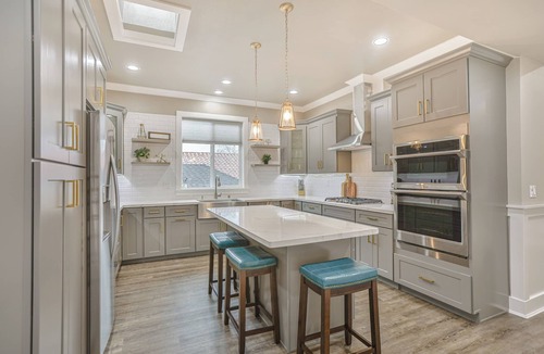 Saratoga Apartment | Heart Of Saratoga