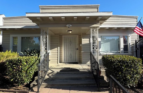 Stockton House | Heart of the Miracle Mile