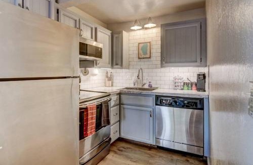 Tahoe Village Apartment | Heavenly Mountain Lake Retreat Near Skiing, Hiking & Biking