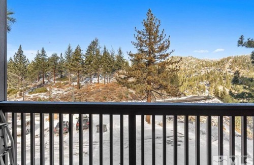 Upper Kingsbury Condo | Heavenly Ski Retreat