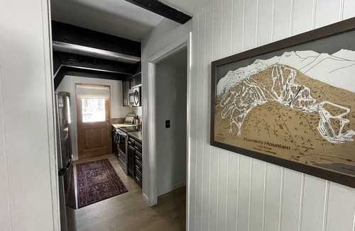 South Lake Tahoe Cabin | Heavenly Valley A Frame - 5 min walk to Heavenly Mountain