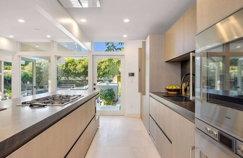 Eastern Malibu House | Hensman Malibu Colony by Stay Awhile Villas