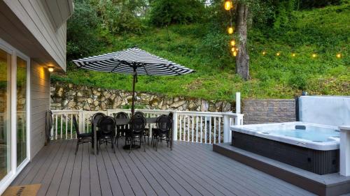 Atascadero House | Hidden Oaks Farmhouse by AvantStay