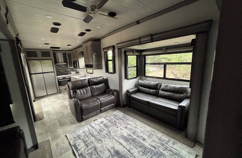 Modesto House | Hidden Orchard Retreat Private & Cozy