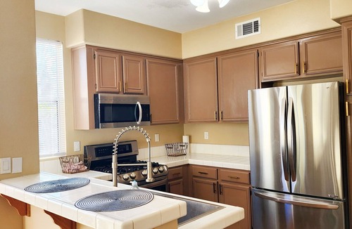 Temecula Condo | Hidden Paradise in the Heart of the City
