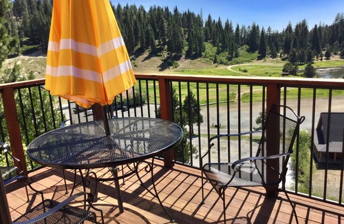 Pinecrest House | High Sierra Retreat with view of the lake