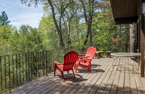 Twain Harte House | Hike, Bike & Golf: Peaceful Cabin in Twain Harte!